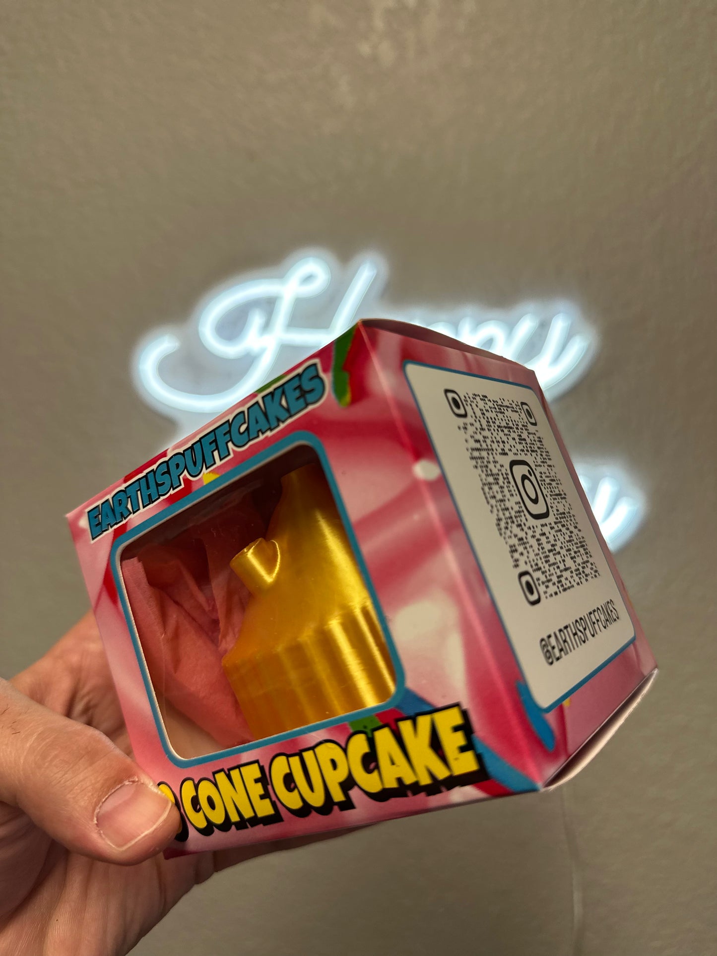 Gold cupcake 🧁