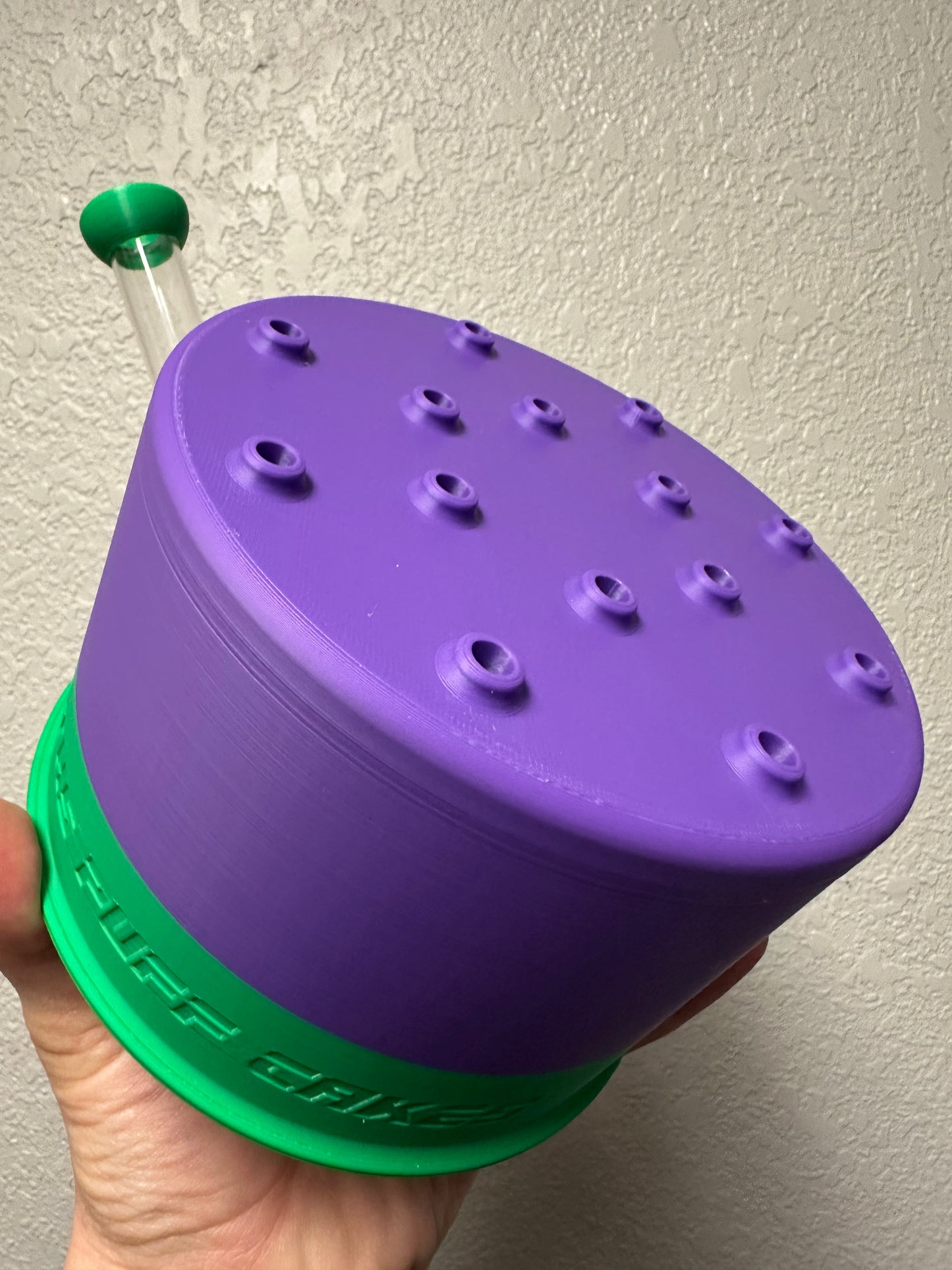 Purple/Green 14 hole cake 🎂