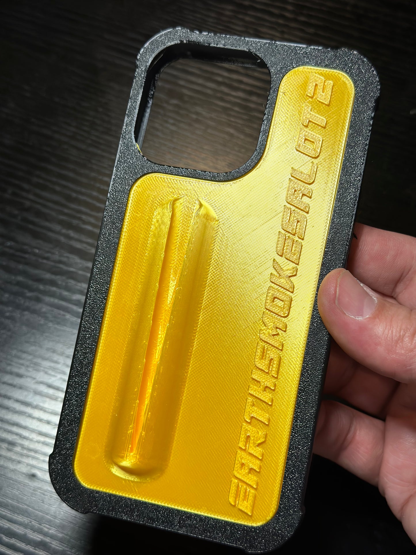 Earthsmokesalot2 yellow phone case